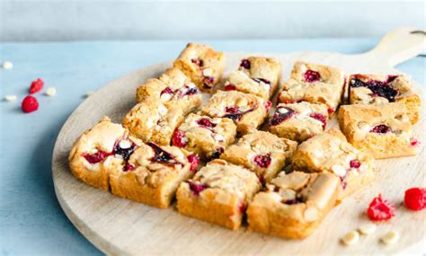 gordon ramsay blondie|raspberry and white chocolate blondies.